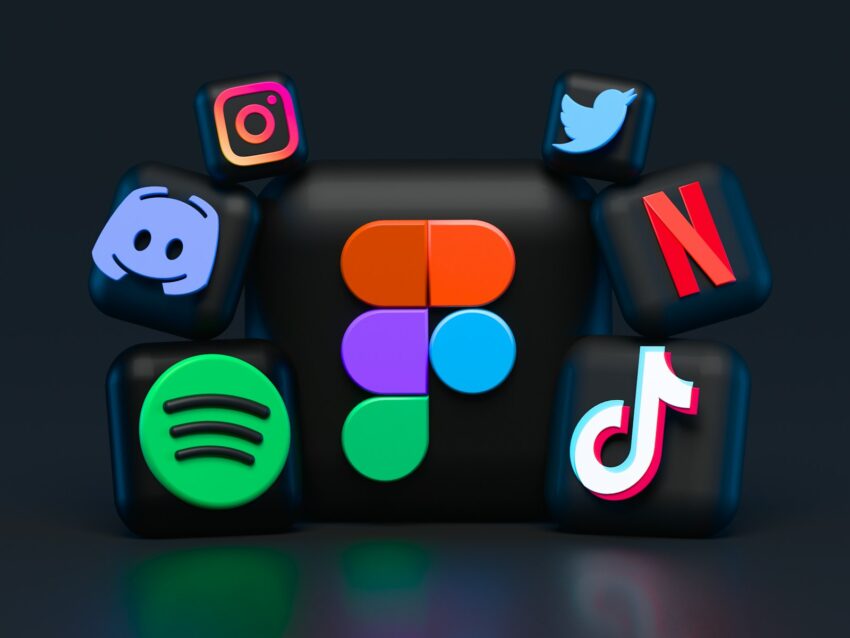 Hogyan hat a social media a barátságainkra?